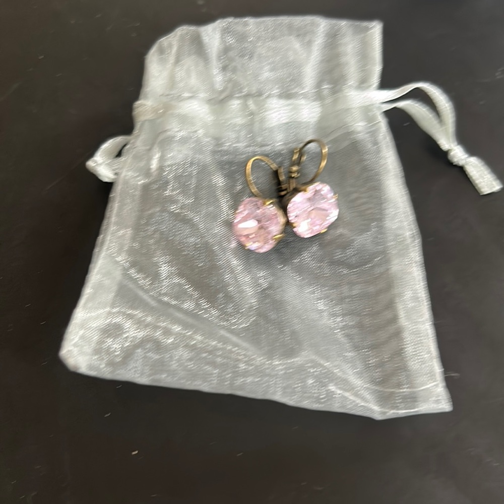Drop Earrings - Gold metal with a pink gem
